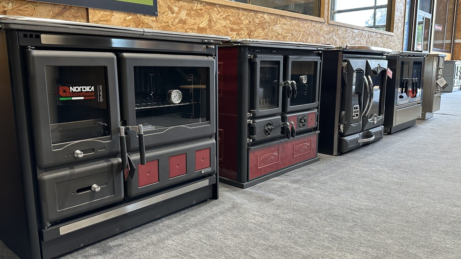 Large choix de cuisinières à bois et poêles à bois, showroom de blois